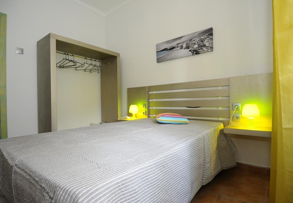 Rossio Apartment อัลบูเฟรา ห้อง รูปภาพ