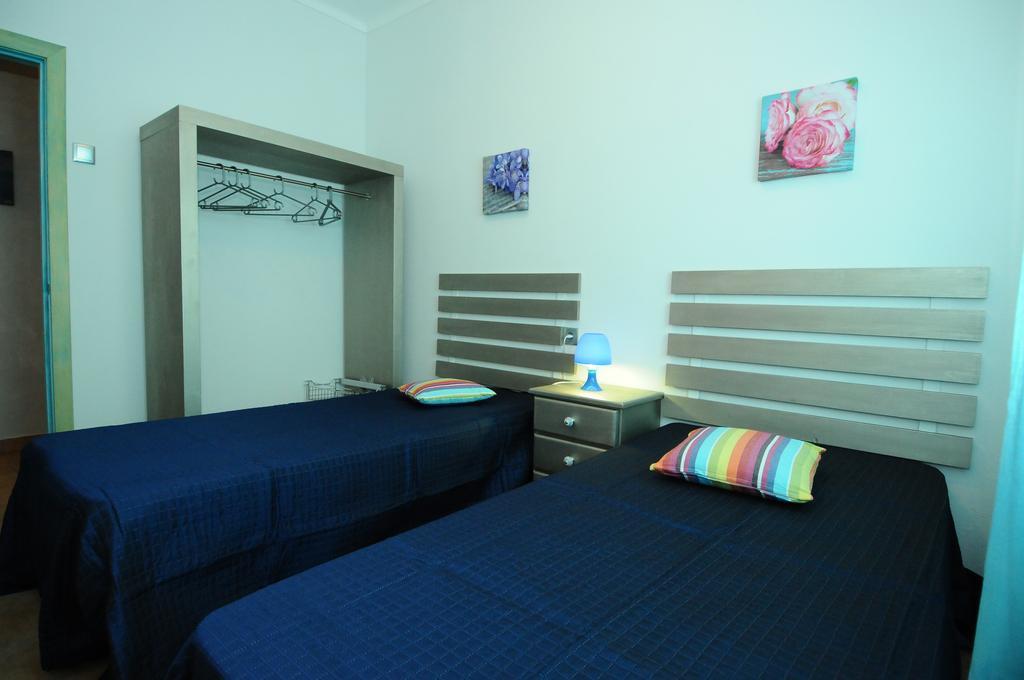 Rossio Apartment อัลบูเฟรา ห้อง รูปภาพ