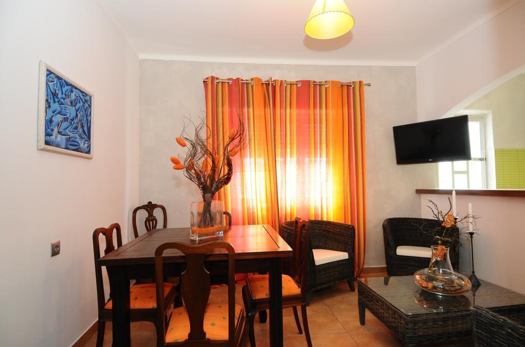 Rossio Apartment อัลบูเฟรา ภายนอก รูปภาพ