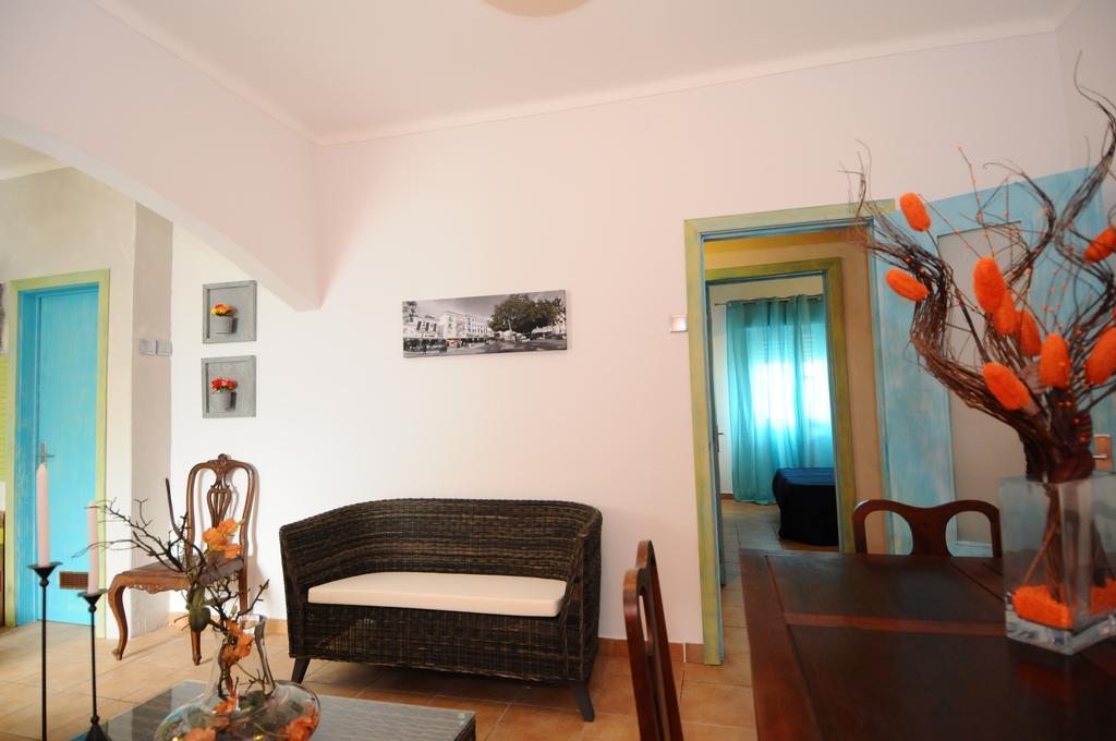 Rossio Apartment อัลบูเฟรา ห้อง รูปภาพ